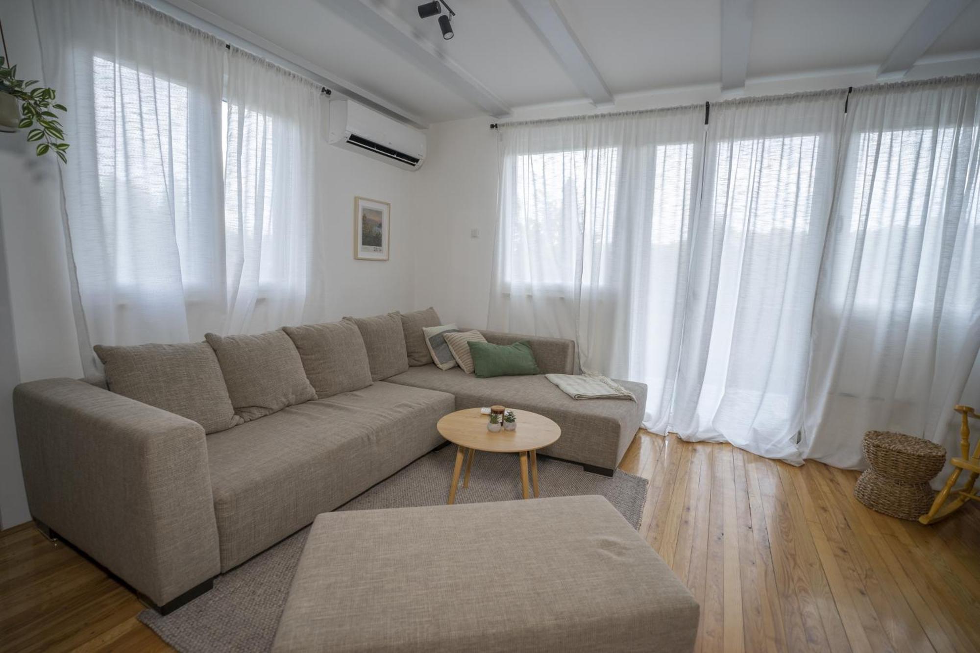 Frketic Selo Kuca Za Odmor Casa Huertaヴィラ エクステリア 写真