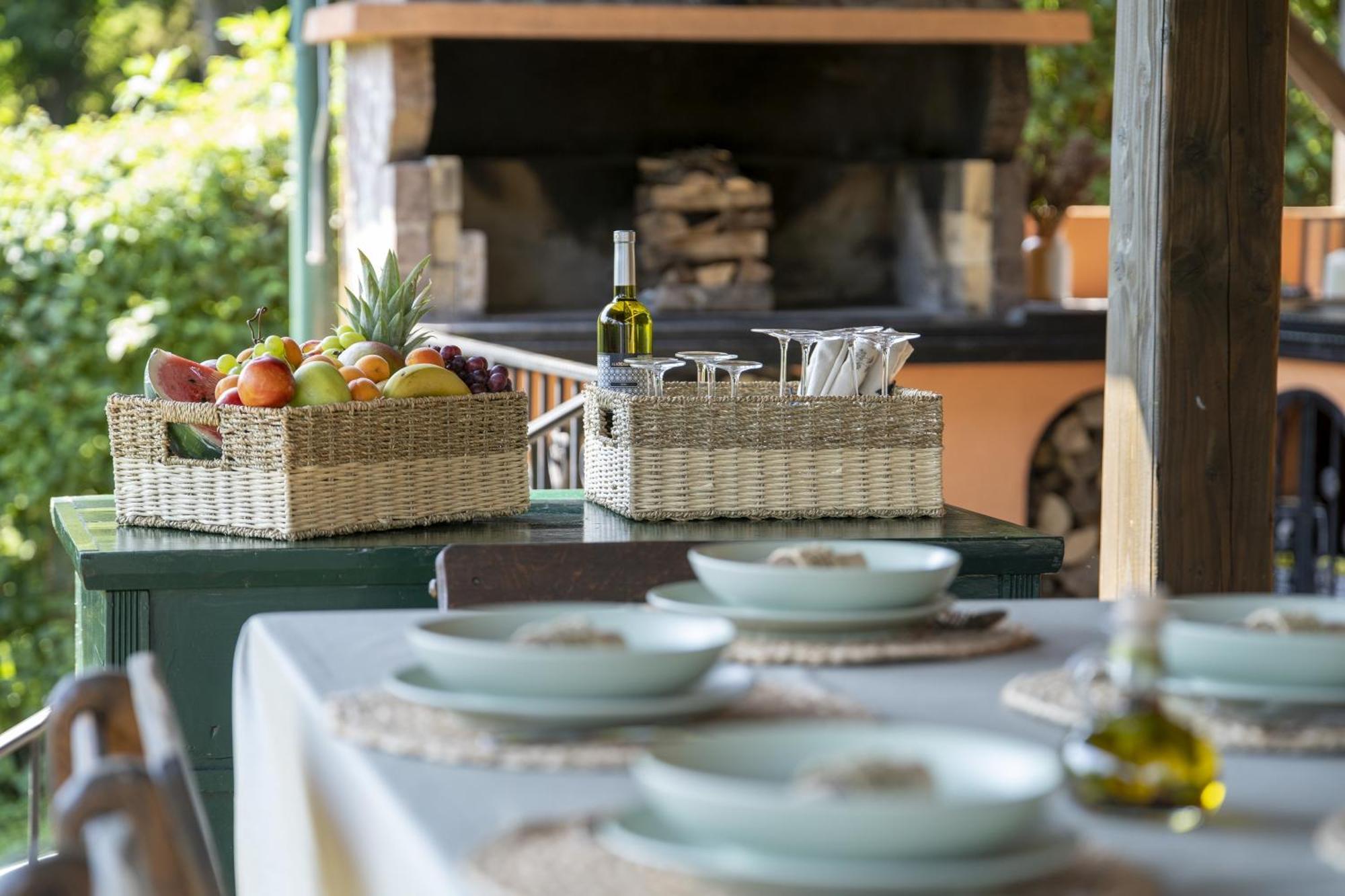 Frketic Selo Kuca Za Odmor Casa Huertaヴィラ エクステリア 写真