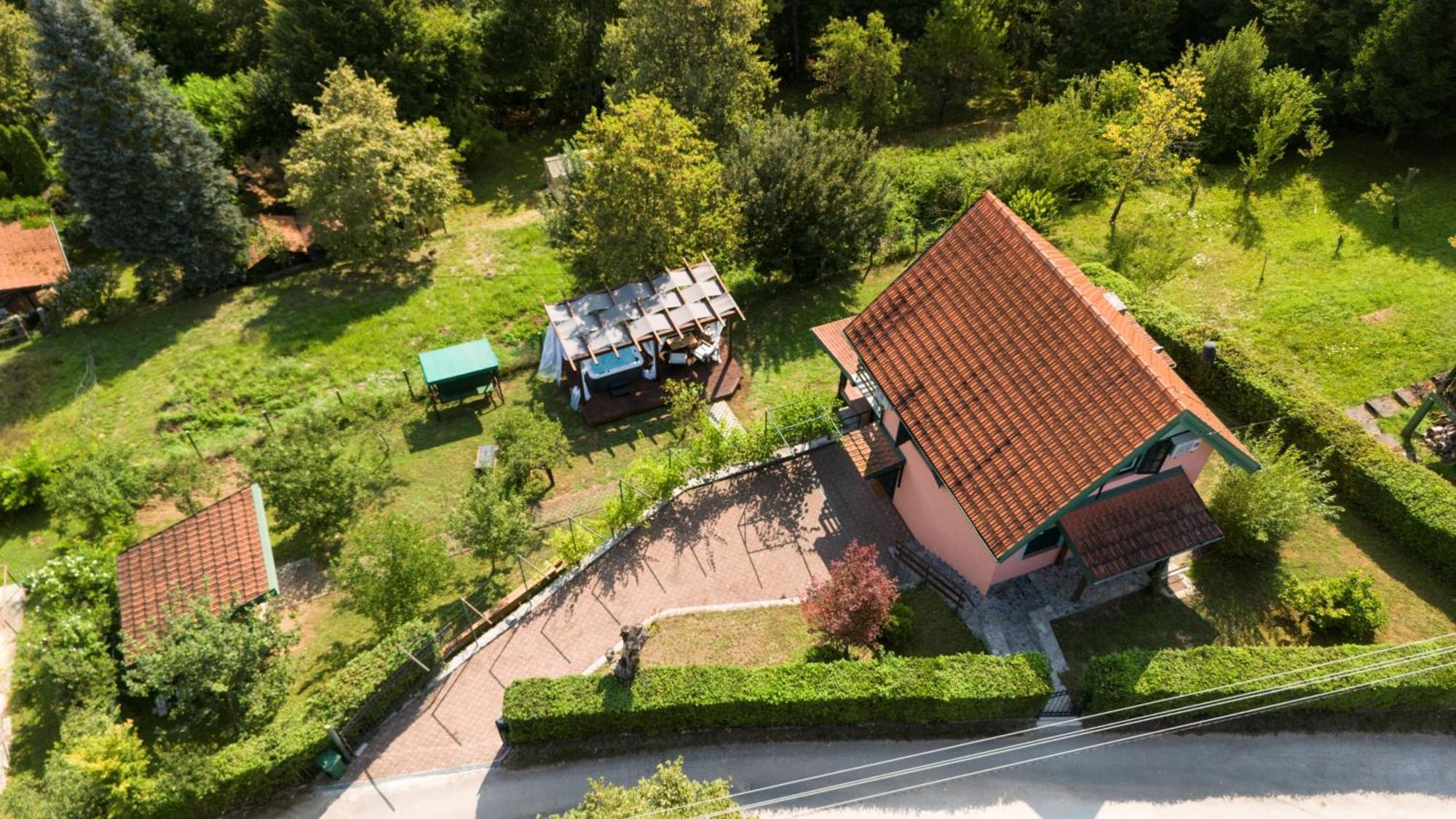 Frketic Selo Kuca Za Odmor Casa Huertaヴィラ エクステリア 写真